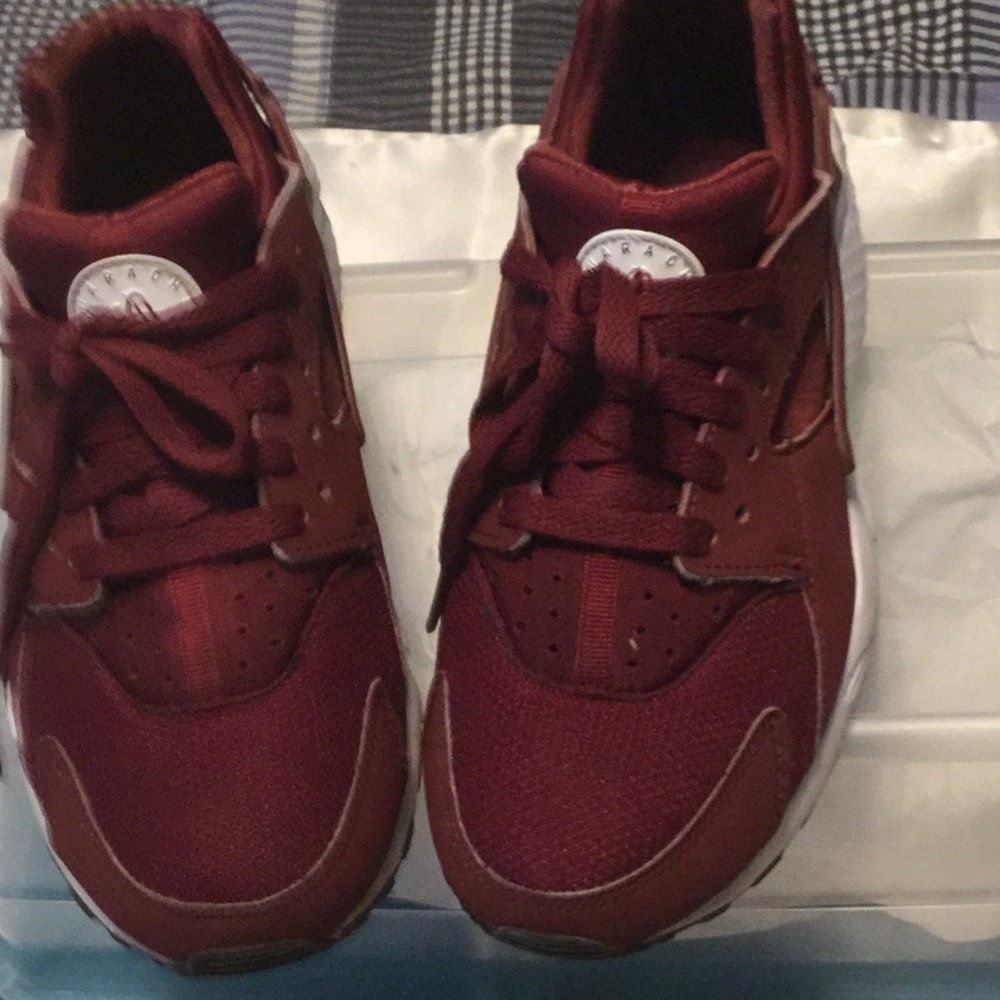 Nike Huarache Sneakers
